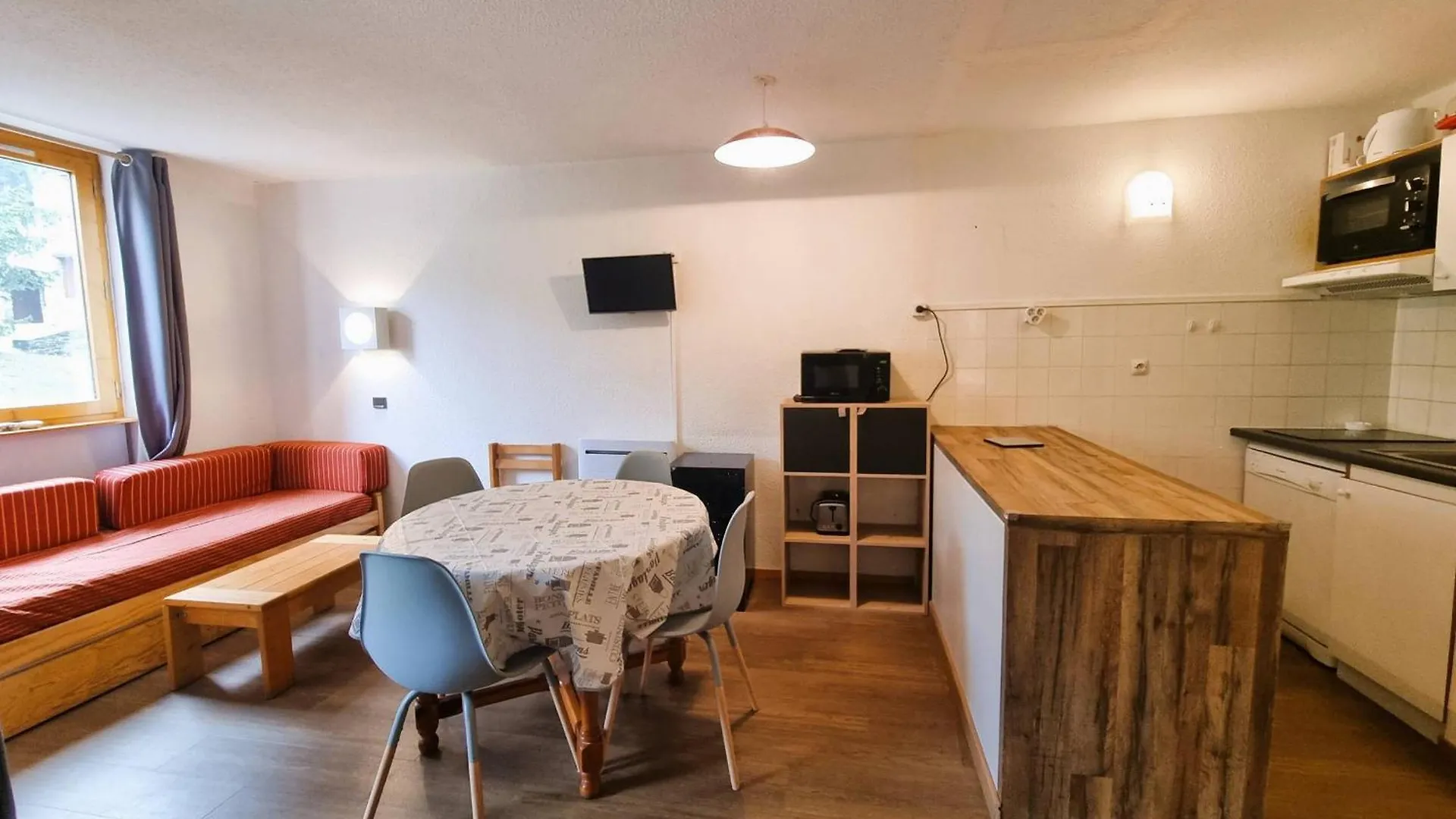 Appartement Chaleureux 2 Etoiles, Animaux Acceptes, Proche Pistes - Fr-1-353-95 La Plagne-Tarentaise
